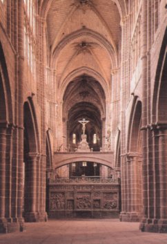 La Junta Santa se reunió por primera vez en agosto de 1520 en la sala capitular de la catedral de Ávila