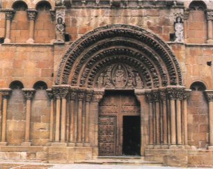 Pórtico de la Iglesia de Santo Domingo-Soria