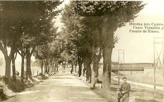 Segundo tramo del Paseo de Versalles y puente de hierro. Luis Saus. 1918-1919.