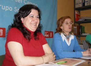 Teresa Rebollo (izda.) y Ana Vázquez. :: PATRICIA GONZÁLEZ