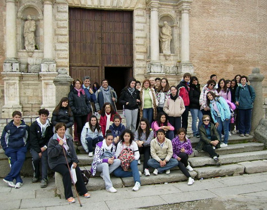 Grupo de jóvenes de la parroquia tordesillana