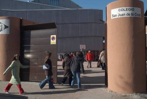 Colegio San Juan de la Cruz de Medina, que acogerá a peregrinos de la Jornada Mundial. :: F. JIMÉNEZ