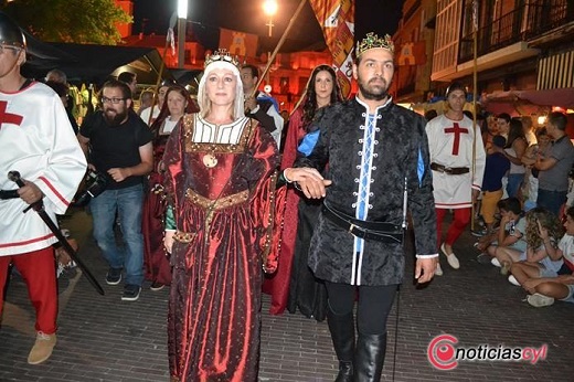 Desfile Semana Renacentista Feria Imperiales Comuneros de Medina del Campo
