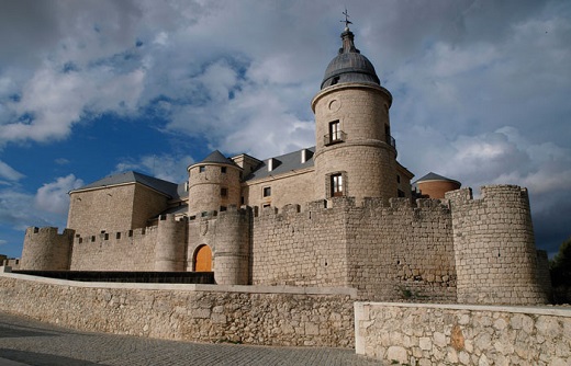 Castillo y Archivo General de Simancas