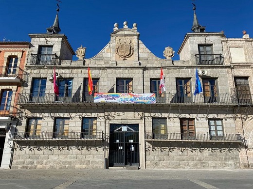 Imagen de la fachada del Ayuntamiento de Medina del Campo