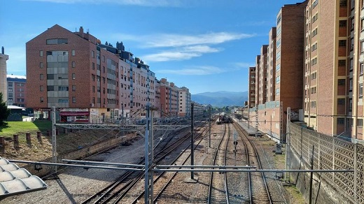 Estación de tren de Ponferrada, donde ADIF controlará el tráfico entre A Pobra do Brollón y Brañuelas y hará una plataforma logística SUSO VARELA