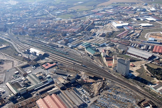 Medina del Campo aprueba su entrada en la nueva Red de Ciudades "Ramal Central” para impulsar su desarrollo logístico.