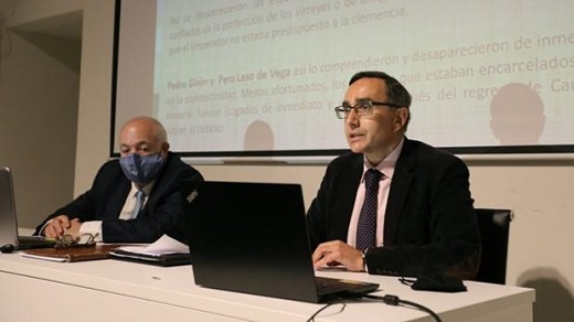 El profesor Carlos Belloso durante la conferencia - ICAL