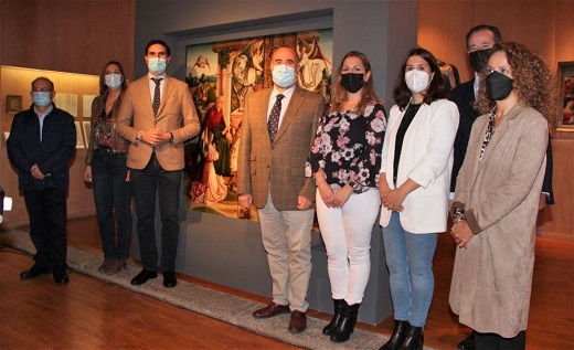 La exposición ‘Páginas (En)Cubiertas’ revela los tesoros del Archivo Simón Ruiz de Medina del Campo.