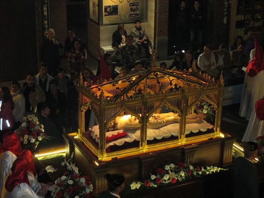La Real Cofradía del Santo Sepulcro traslada un mensaje de «tranquilidad» a sus cofrades.