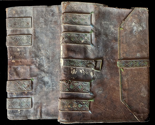 Los libros de Acuerdos del siglo XVII, publicados en e "Portal de Archivos" de la Fundación.