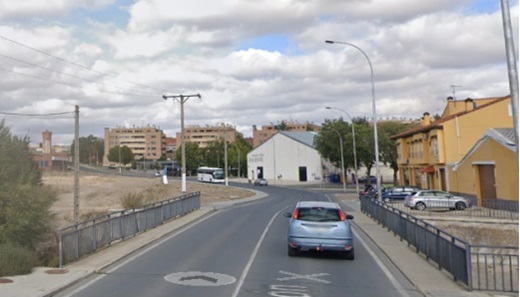 Puente del Obispo. Calle de Mondragón de Medina del Campo