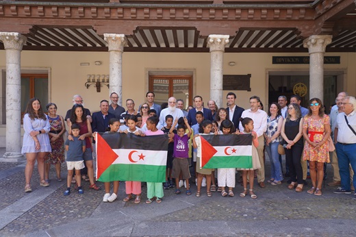 La Diputación de Valladolid recibe a los 34 niños y niñas saharauis que participan en el programa Vacaciones en Paz 2024.