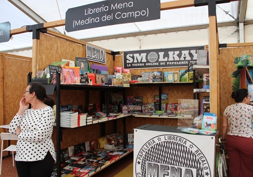 Expositores de la Feria del Libro de Medina del Campo ( REPORTAJE FOTOGRÁFICO - PUEDE AMPLIARSE )