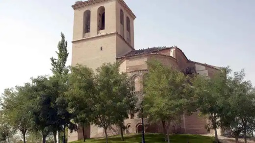 Iglesia de San Matías en Bobadilla del Campo Ayuntamiento de Bobadilla del Campo