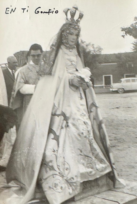 Virgen del Camino patrona de Bobadilla del Campo con dedicatoria anónima de en “TI” confío.