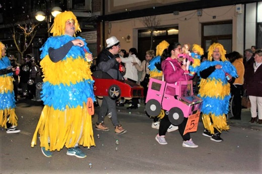 Grupo participante en el desfile de Carnaval 2023/ Foto: La Voz