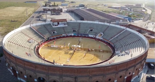 Plaza de toros de Medina del Campo: Foto Infinity Tennis