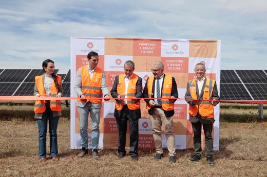 Sonnedix enciende su planta fotovoltaica de Medina del Campo, que puede abastecer a 50.000 hogares.