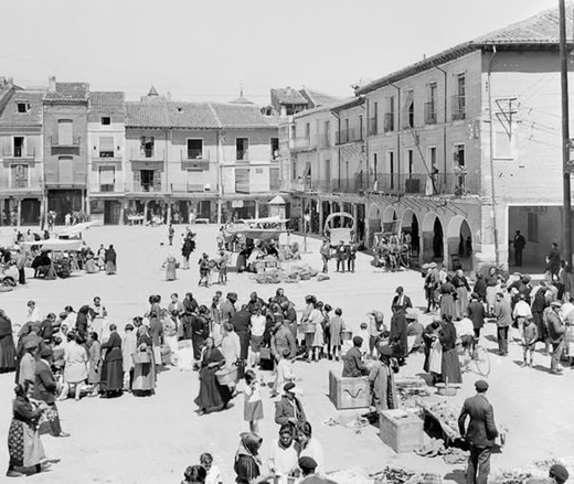 Libro "Luces impresas y letras de molde. Fotografía histórica y prensa escrita en Medina del Campo, 1854-1930" de Antonio Sánchez del Barrio // Fuente: Fundación Museo de las Ferias