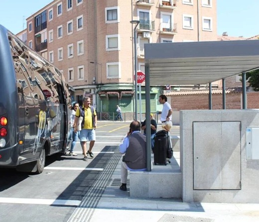 Parada de autobuses, plaza de San Agustín de Medina del Campo