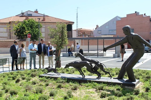 Parada de autobuses, plaza de San Agustín de Medina del Campo