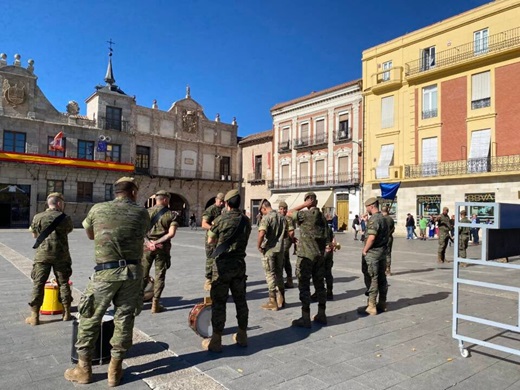 Jura de bandera en la Plaza Mayor de la Hispanidad de Medina del Campo