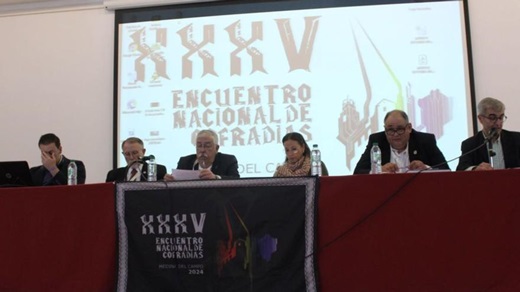 Mesa redonda sobre Comunicación y Difusión en la que participó el crevillentino, Francisco Polo Candela, durante el XXXV Encuentro Nacional de Cofradías de Semana Santa. / INFORMACIÓN