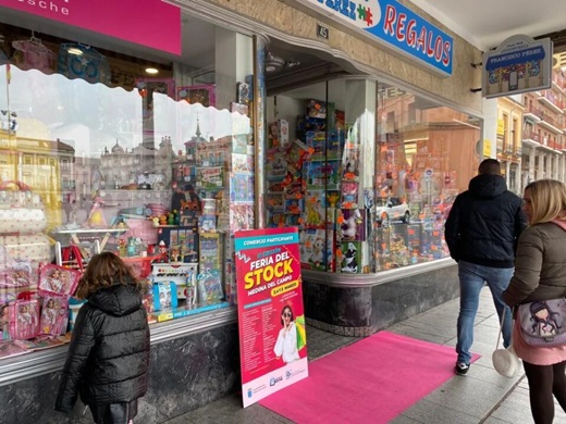 Vuelve la Feria del Stock a Medina del Campo con nuevos descuentos y sorteos. 