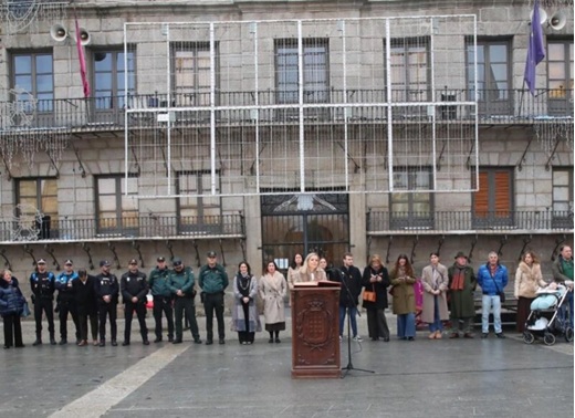 Acto institucional del Ayuntamiento con motivo del 47º aniversario de la Constitución Española // Fuente: RR.SS Ayto. Medina