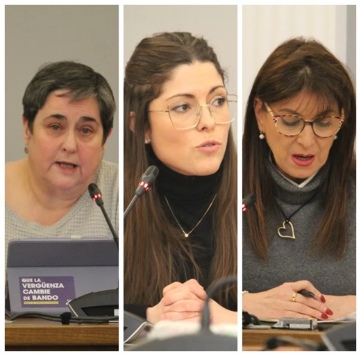 María Jesús Vázquez, portavoz de Gana Medina; Atenea Santana, portavoz de Vox; Conchi Lucas, concejala de igualdad / Foto La Voz