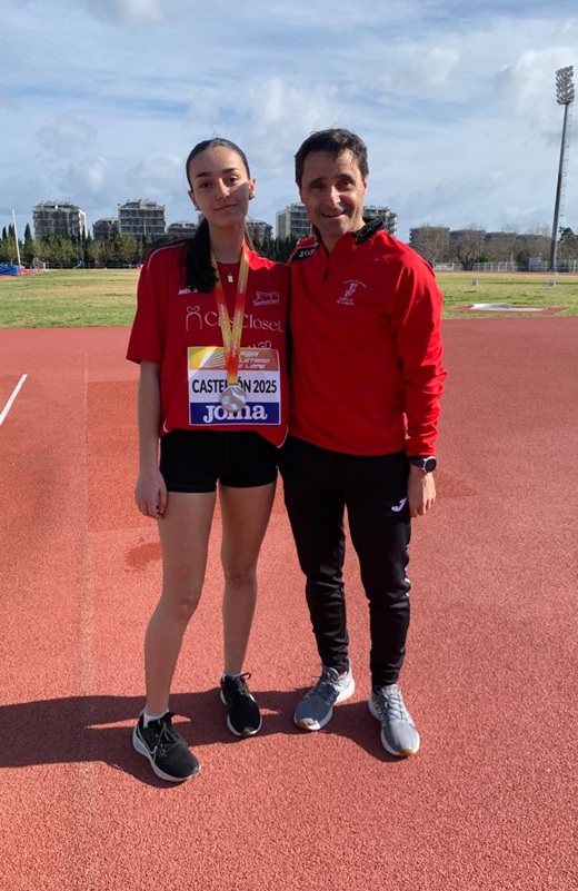 Andrea de Castro subcampeona de España y record de CYL de jabalina sub 16