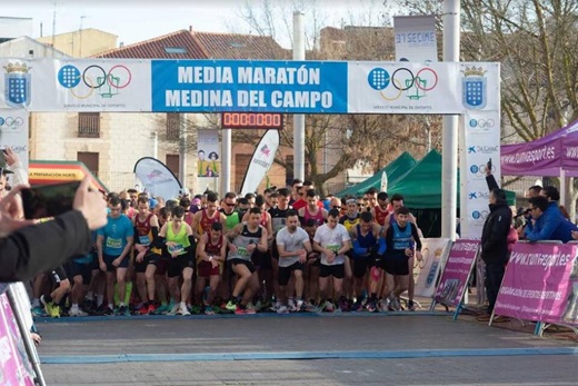 Imagen de archivo de la salida 39 Media Maratón Popular // Foto: Fermín Rodríguez