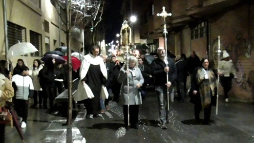 La Beata Ana de Jesús en su primera procesión en Medina del Campo // Fuente: Telemedina Canal 9