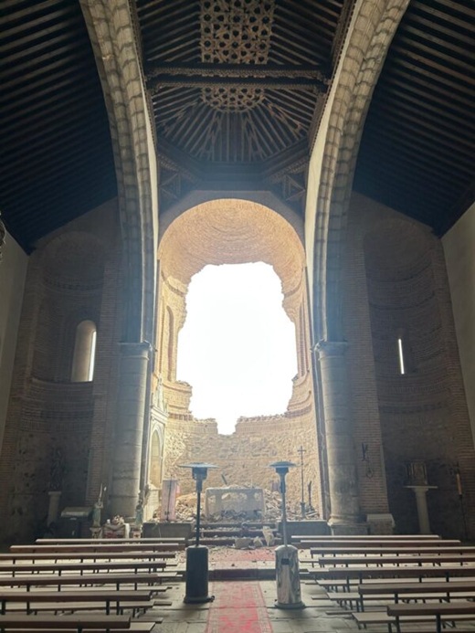 El consejero de Cultura visita la iglesia de Nuestra Señora del Castillo en Muriel de Zapardiel tras el derrumbe parcial del templo. El consejero de Cultura visita la iglesia de Nuestra Señora del Castillo en Muriel de Zapardiel tras el derrumbe parcial del templo.