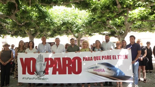 Parada en la estación de Sanabria por la supresión de frecuencias Fotografía: JL Leal / ICAL