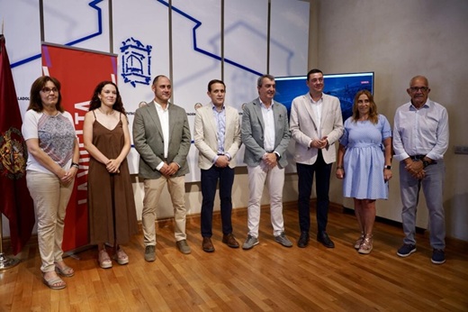 La Diputación de Valladolid presenta la etapa de la Vuelta 2025 que partirá de Rueda y pasará por Medina del Campo.