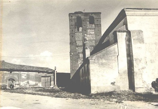 Imagen antigua de la iglesia de San Pedro