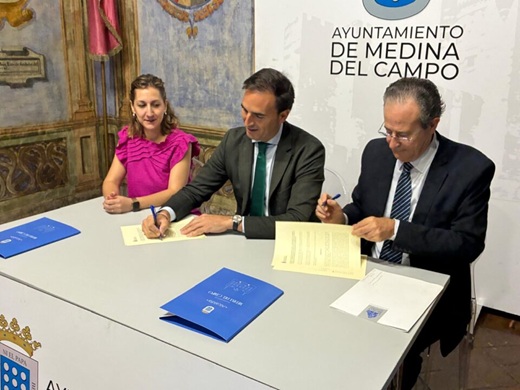 Cristina Aranda, Guzmán Gómez y Antonio Sánchez del Barrio // La Voz