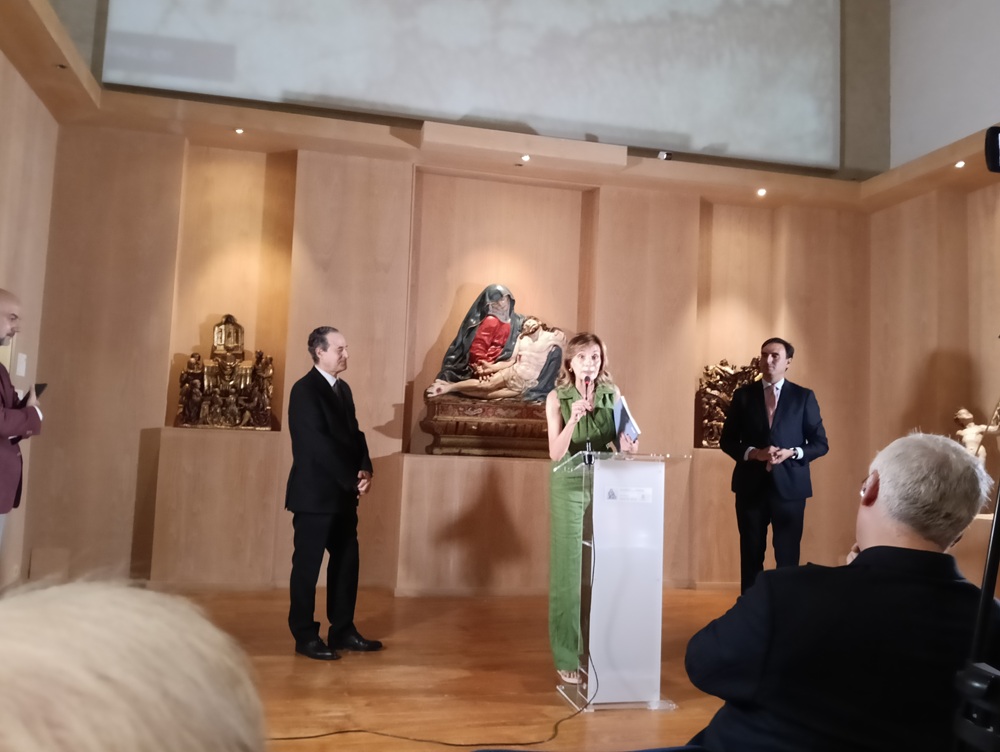 Visita del Embajador de Bélgica en España, y la posterior inauguración de la exposición “Simón Ruiz y Cristóbal de Mondragón. Dos grandes personajes del siglo XVI”. ( REGRESAMOS ) Visita del Embajador de Bélgica en España, y la posterior inauguración de la exposición “Simón Ruiz y Cristóbal de Mondragón. Dos grandes personajes del siglo XVI”. ( REGRESAMOS )