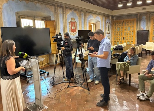 Convocatoria con los medios de comunicación // Foto: La Voz
